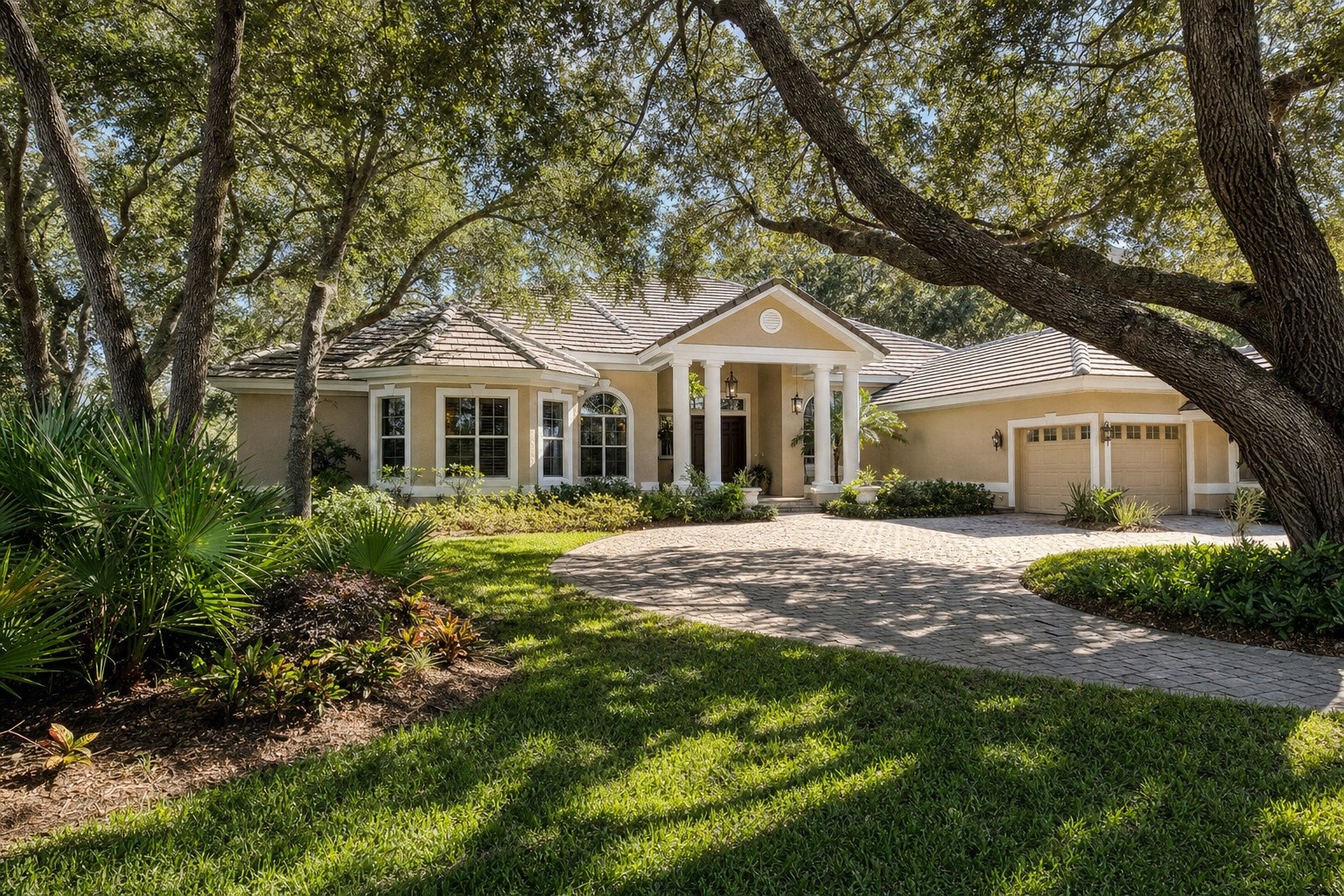 2166 Whitmore Oaks Drive, Fort Myers